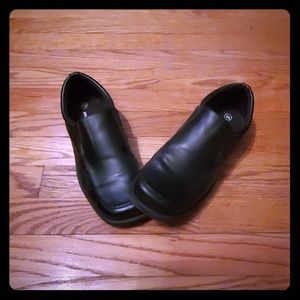 Boys size 4.5 dress shoes